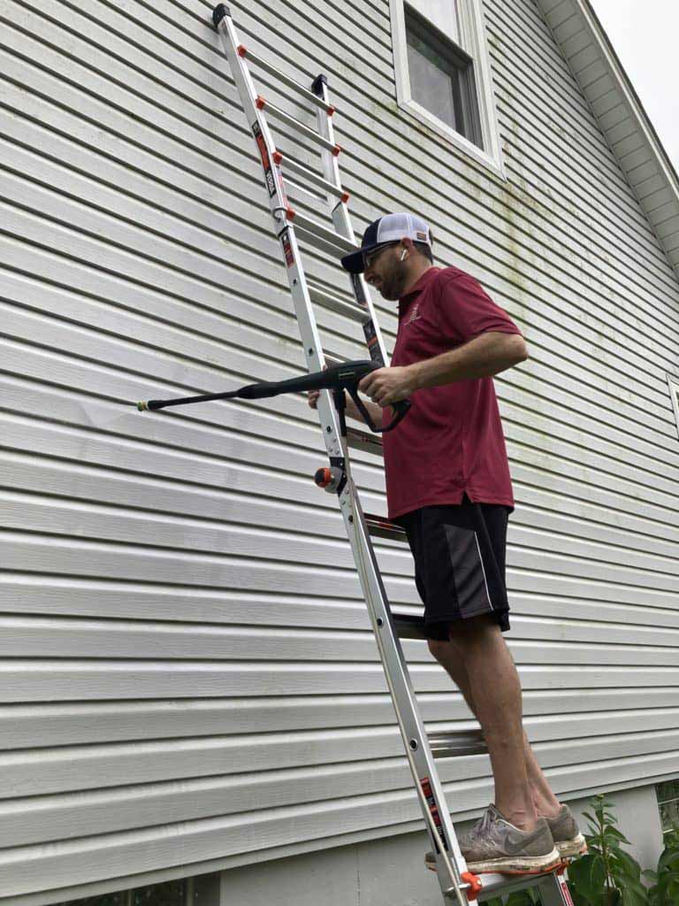 Exterior Siding Maintenance Service